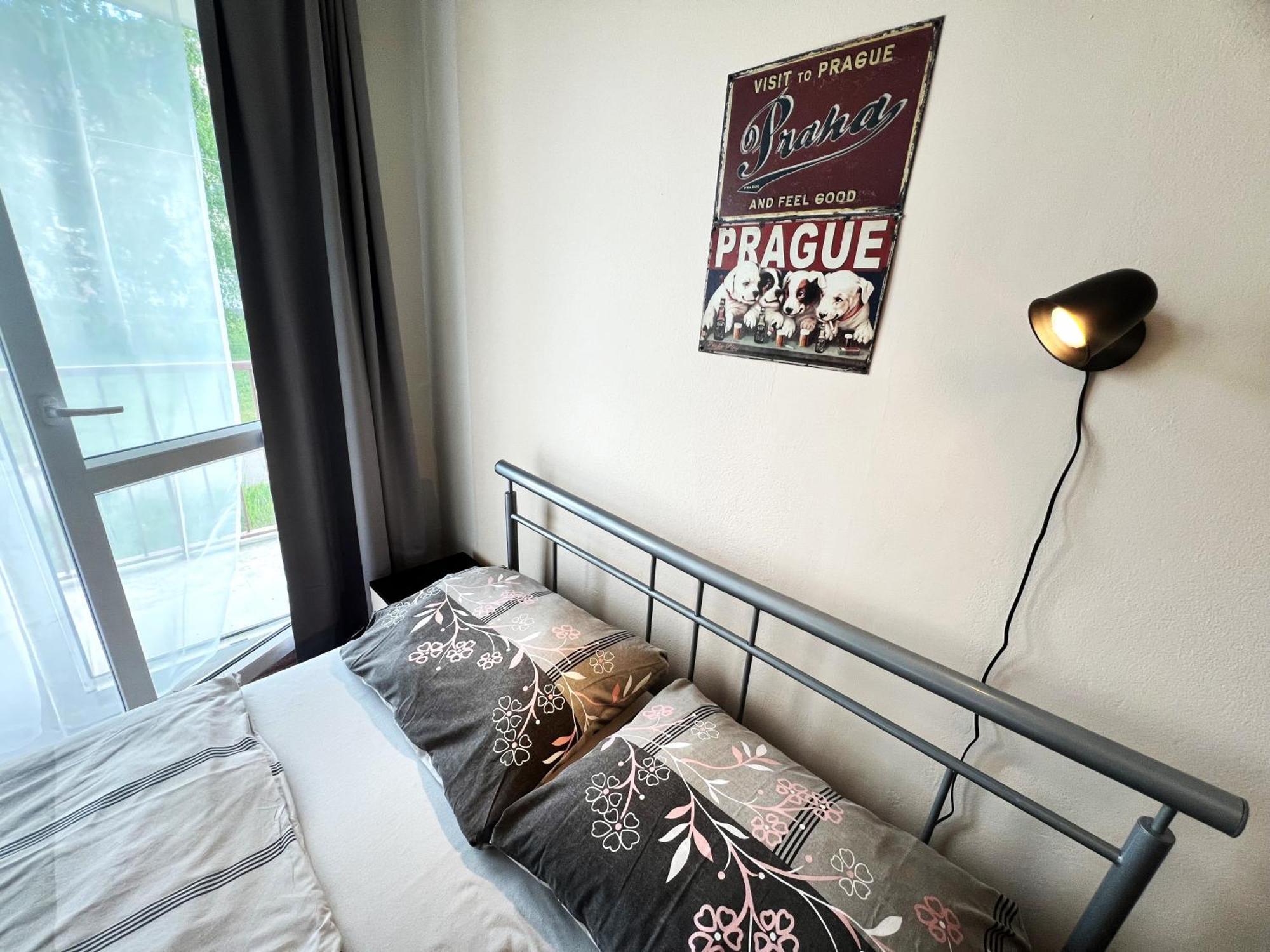 Hotel Penzion Rohoznik Prague Ngoại thất bức ảnh