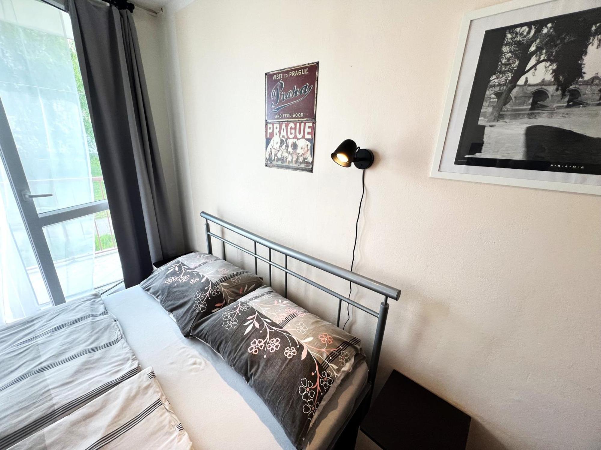 Hotel Penzion Rohoznik Prague Ngoại thất bức ảnh