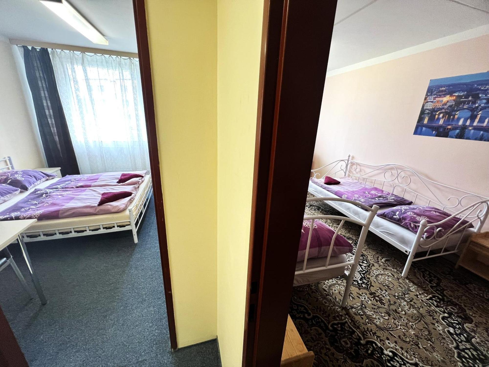 Hotel Penzion Rohoznik Prague Ngoại thất bức ảnh