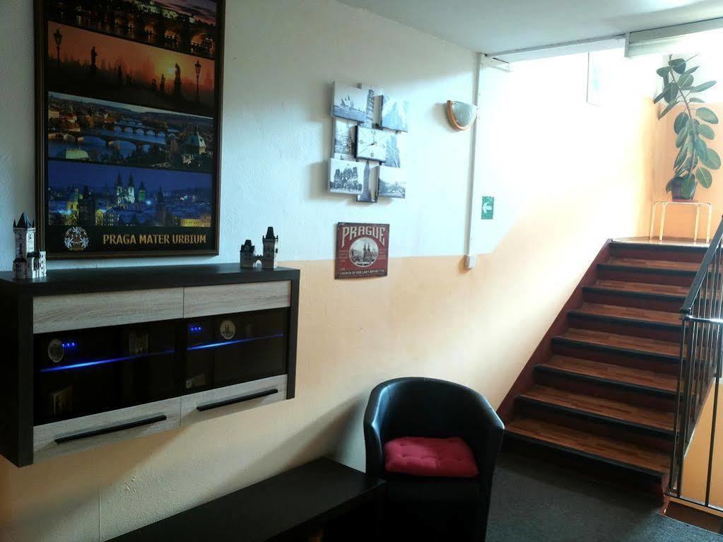 Hotel Penzion Rohoznik Prague Ngoại thất bức ảnh