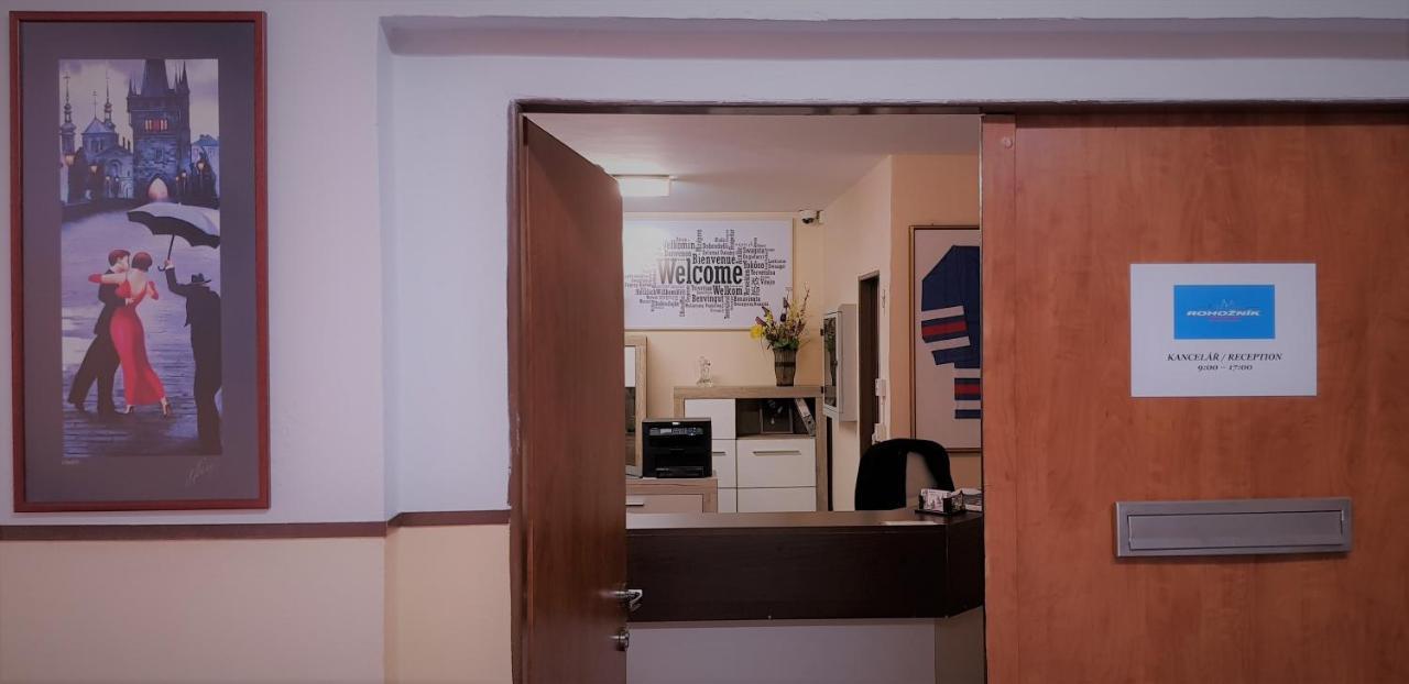 Hotel Penzion Rohoznik Prague Ngoại thất bức ảnh