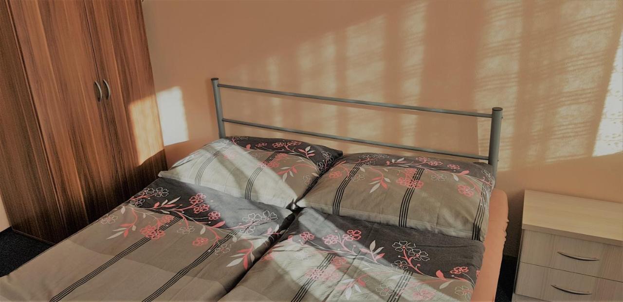 Hotel Penzion Rohoznik Prague Ngoại thất bức ảnh
