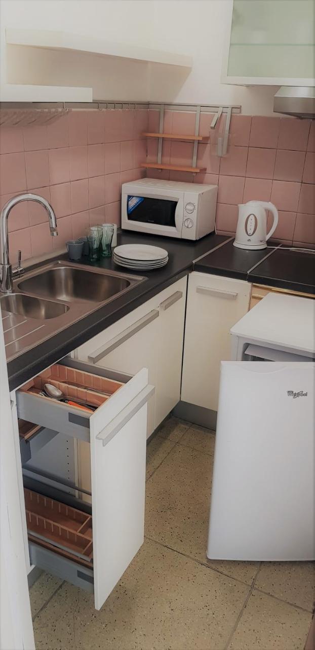 Hotel Penzion Rohoznik Prague Ngoại thất bức ảnh