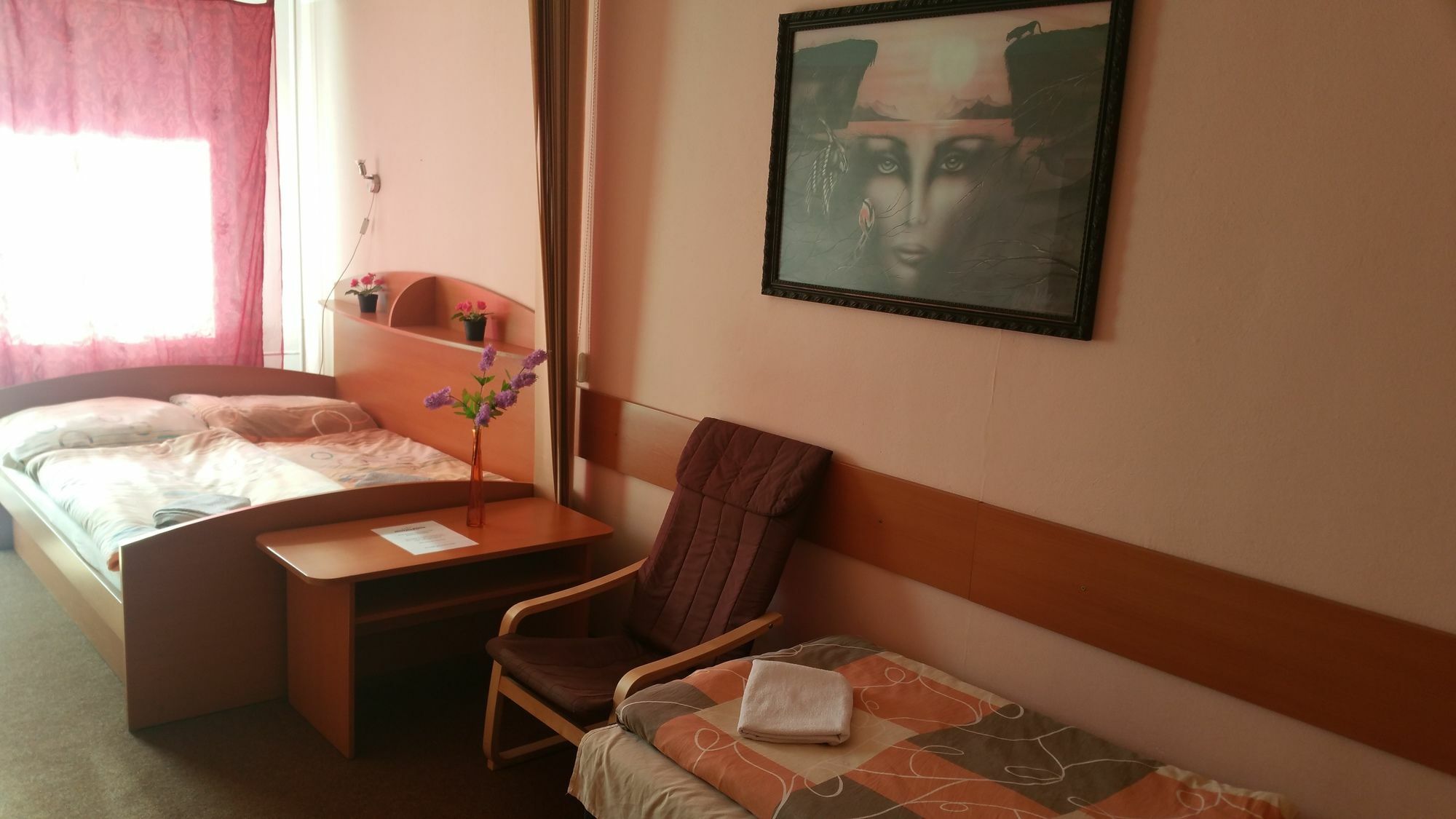 Hotel Penzion Rohoznik Prague Ngoại thất bức ảnh