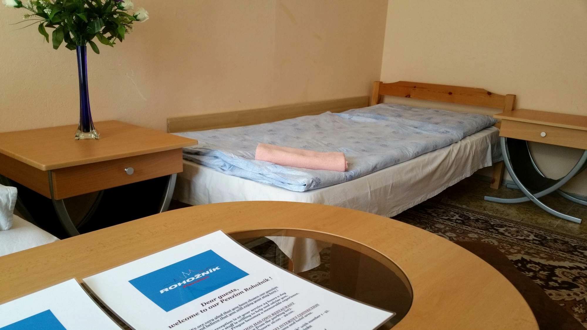 Hotel Penzion Rohoznik Prague Ngoại thất bức ảnh